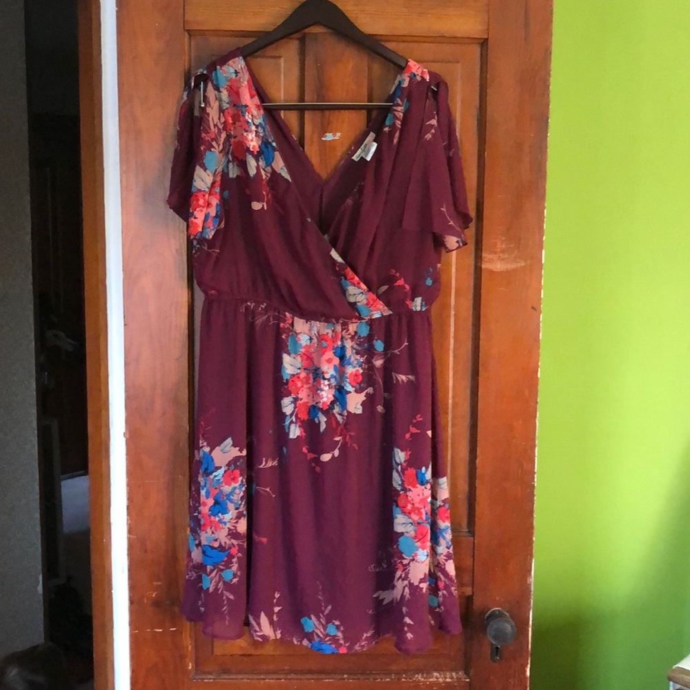 Love Squared chiffon dress, size 2X
